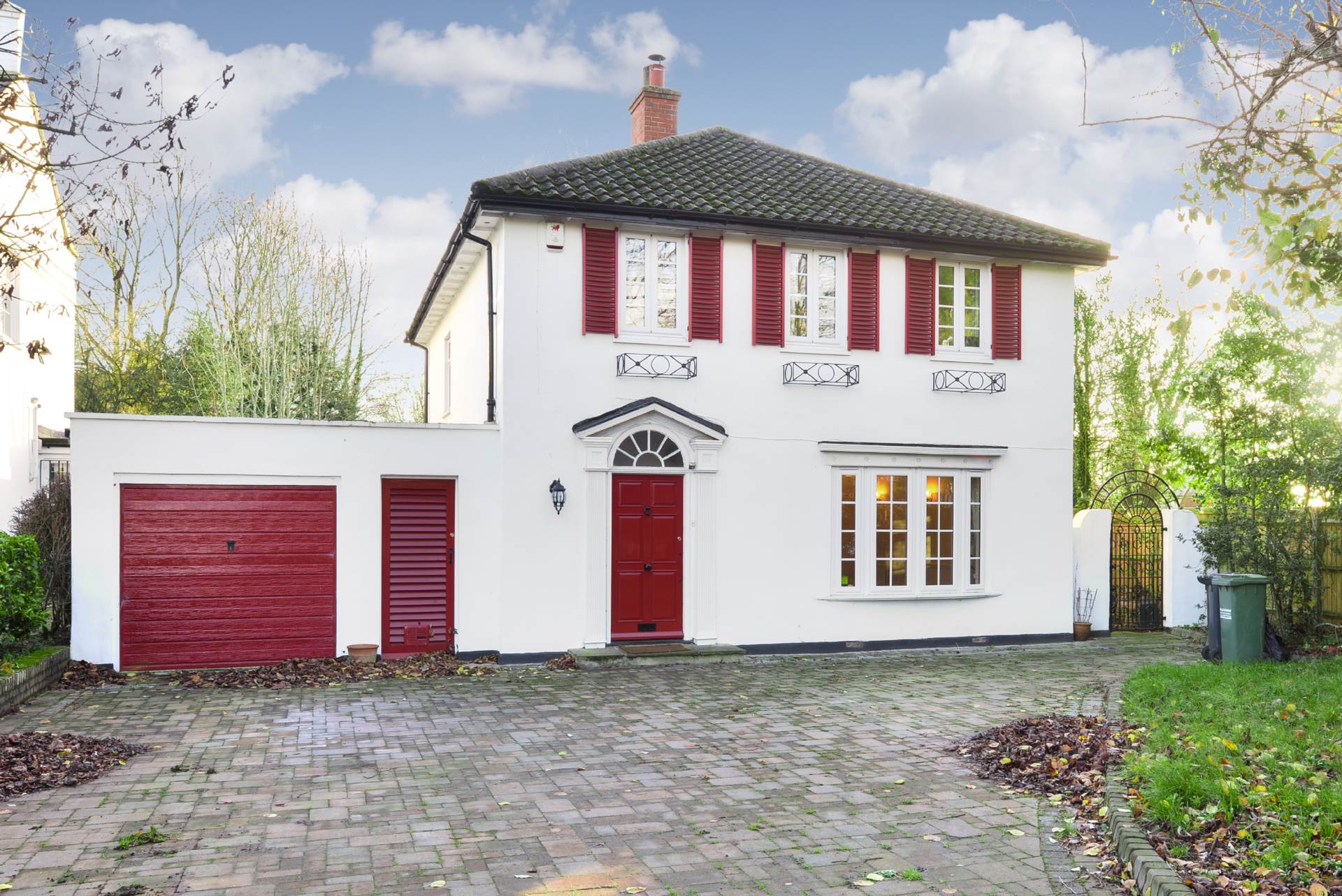 4 bed Detached House for rent in Epsom. From The Personal Agent - Epsom