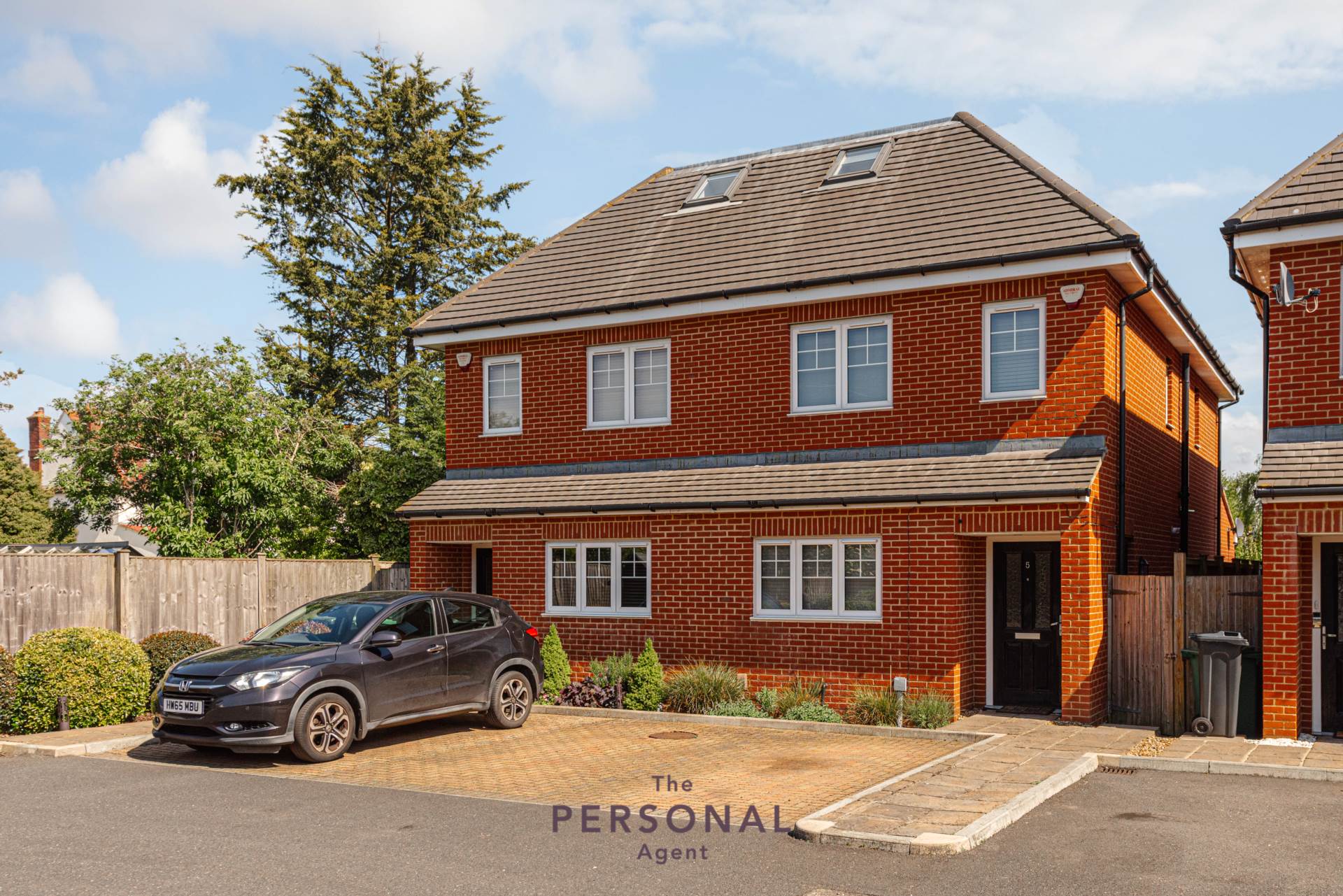 4 bed Semi-Detached House for rent in Epsom. From The Personal Agent - Epsom