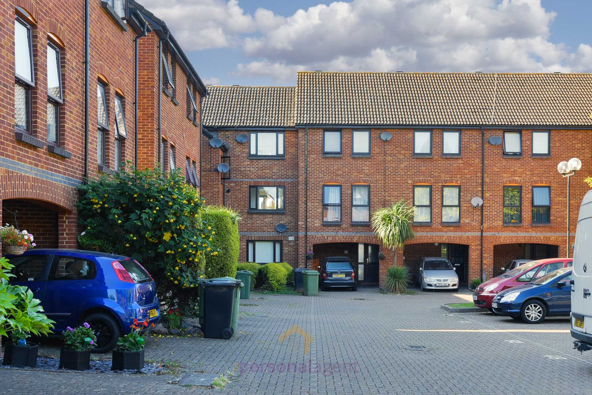 0 bed Studio for rent in Ewell. From The Personal Agent - Epsom