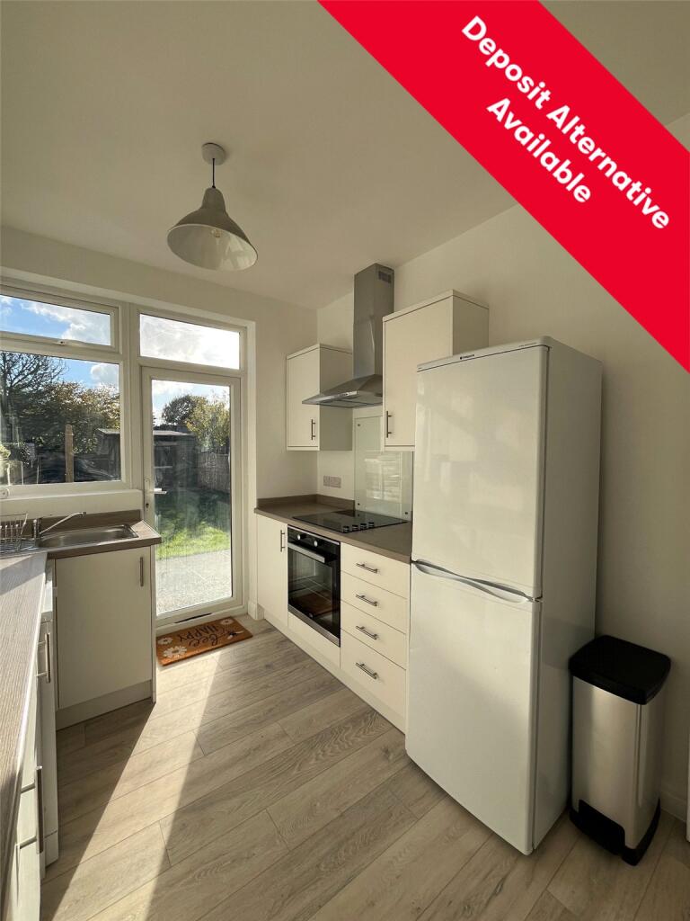 3 bed Mid Terraced House for rent in Wimbledon. From Andrews Letting and Management - Morden