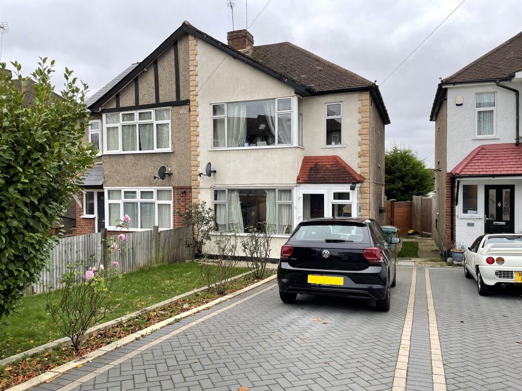 3 bed Semi-Detached House for rent in Carshalton. From Goodfellows Lettings