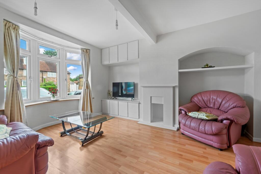 3 bed Mid Terraced House for rent in Mitcham. From Goodfellows Lettings