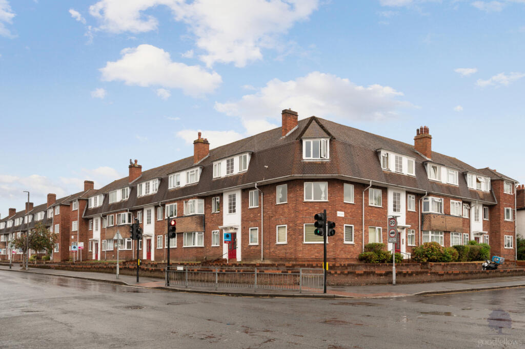 2 bed Apartment for rent in Mitcham. From Goodfellows Lettings