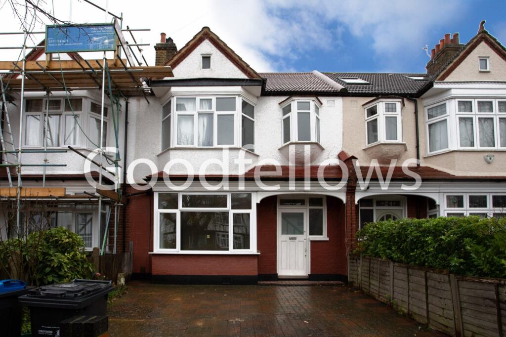 4 bed Mid Terraced House for rent in London. From Goodfellows Lettings