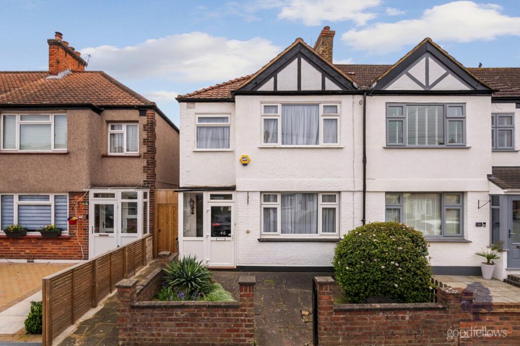 3 bed End of Terrace for rent in Mitcham. From Goodfellows - Mitcham