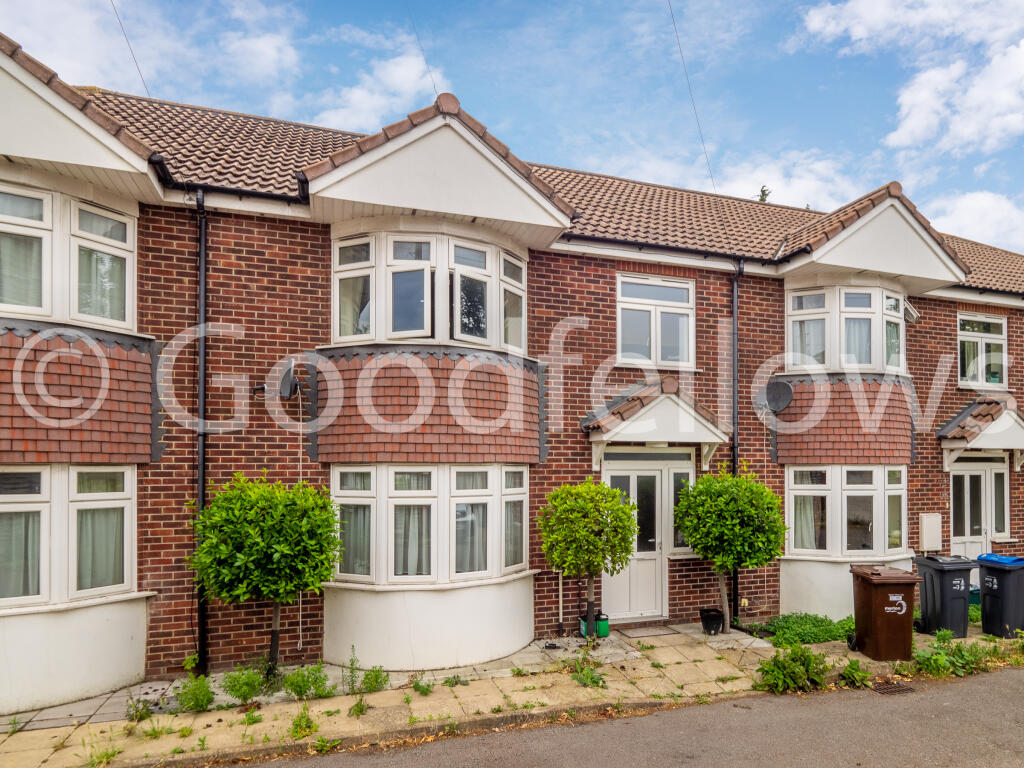 3 bed Detached for rent in Mitcham. From Goodfellows - Mitcham