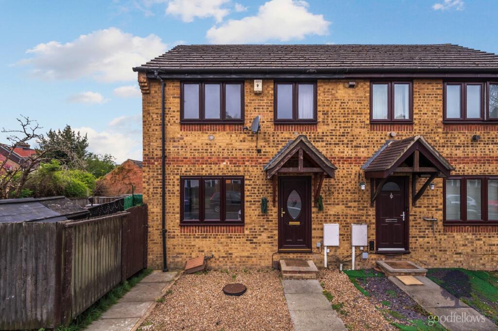 2 bed End of Terrace for rent in Mitcham. From Goodfellows - Mitcham