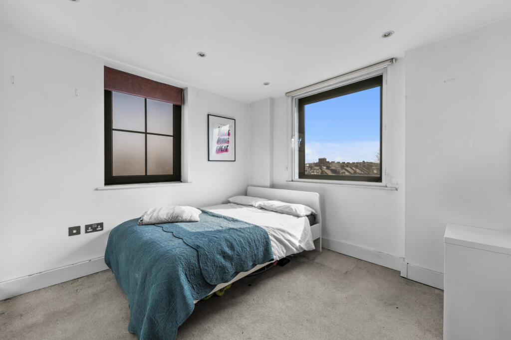 2 bed Apartment for rent in London. From Goodfellows - Mitcham