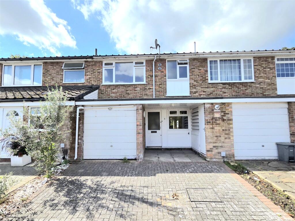 3 bed Mid Terraced House for rent in Locksbottom. From Andrews Letting and Management - Orpington