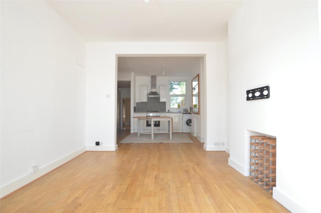 1 bed Apartment for rent in Wandsworth. From Andrews Letting and Management - Southfields
