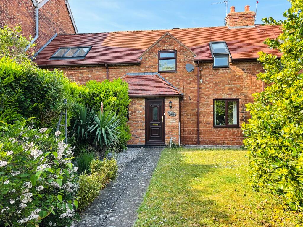 1 bed End of Terrace for rent in Upper Strensham. From Andrews Letting and Management - Tewkesbury