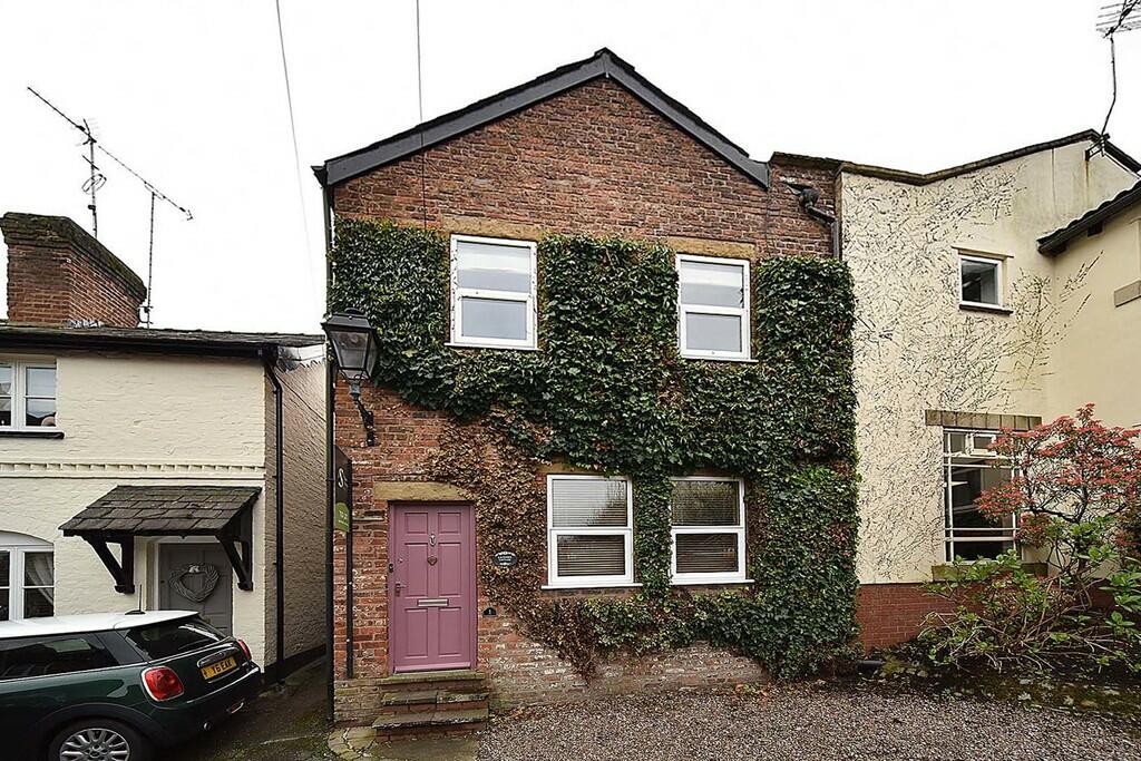 2 bed Cottage for rent in Knutsford. From Stuart Rushton