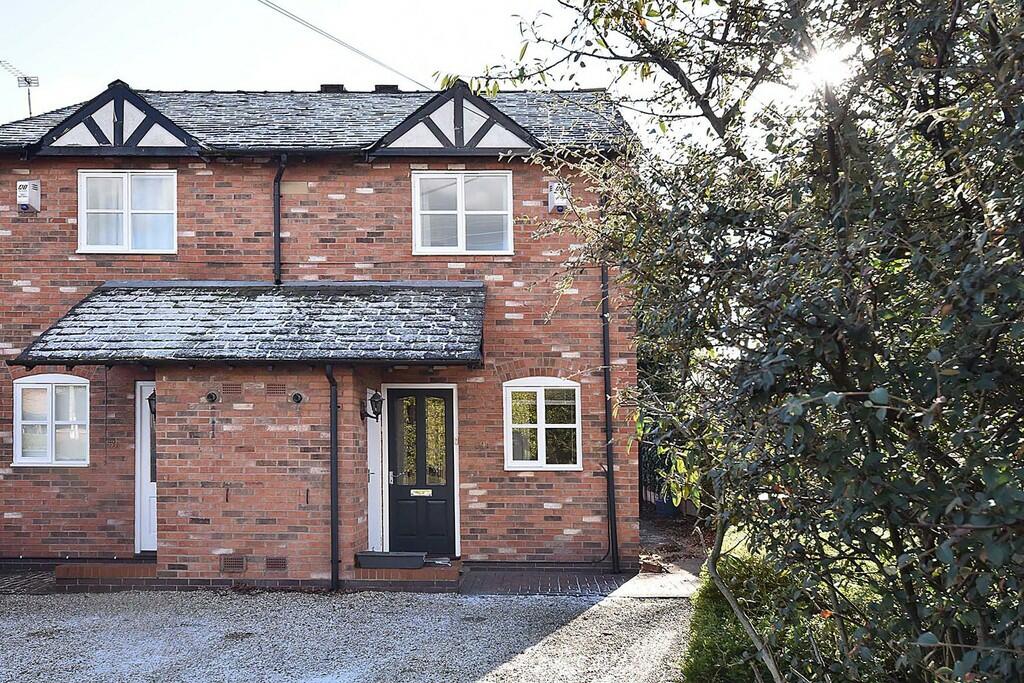 2 bed Semi-Detached House for rent in Holmes Chapel. From Stuart Rushton