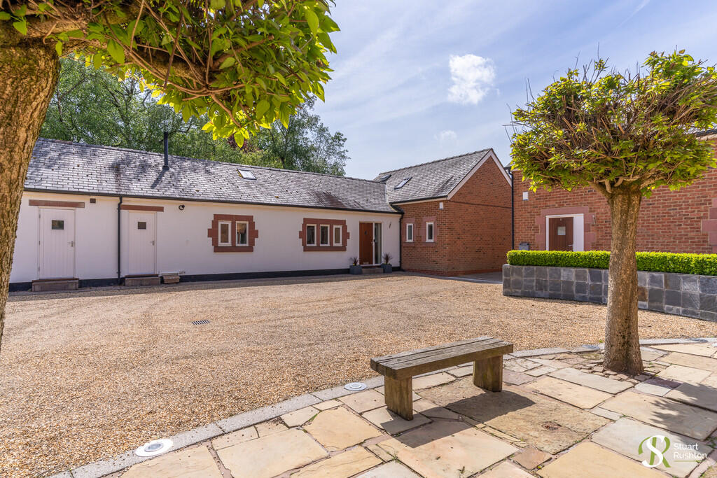 3 bed Barn Conversion for rent in Broomedge. From Stuart Rushton 3 bed Barn Conversion for rent in Broomedge. From Stuart Rushton
