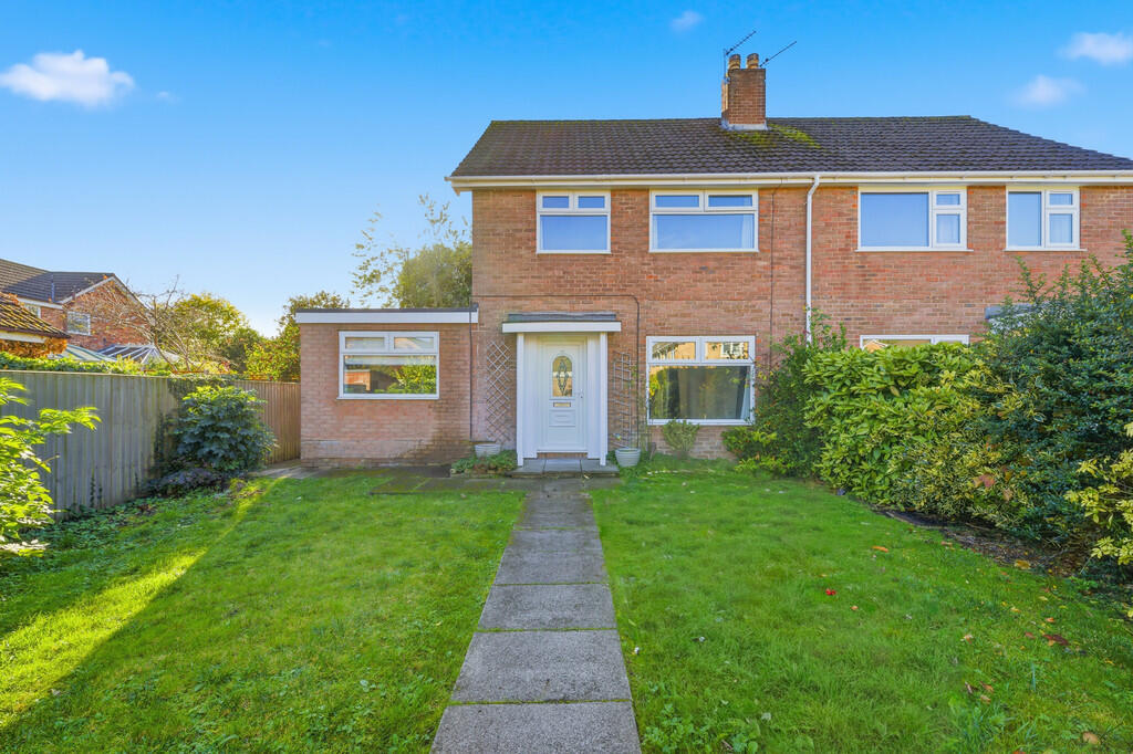 3 bed Semi Detached for rent in Knutsford. From Stuart Rushton
