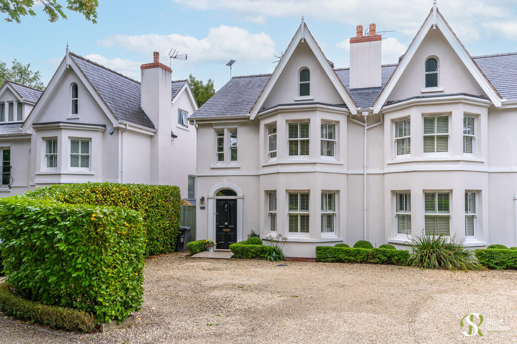 4 bed Semi Detached for rent in Knutsford. From Stuart Rushton 4 bed Semi Detached for rent in Knutsford. From Stuart Rushton