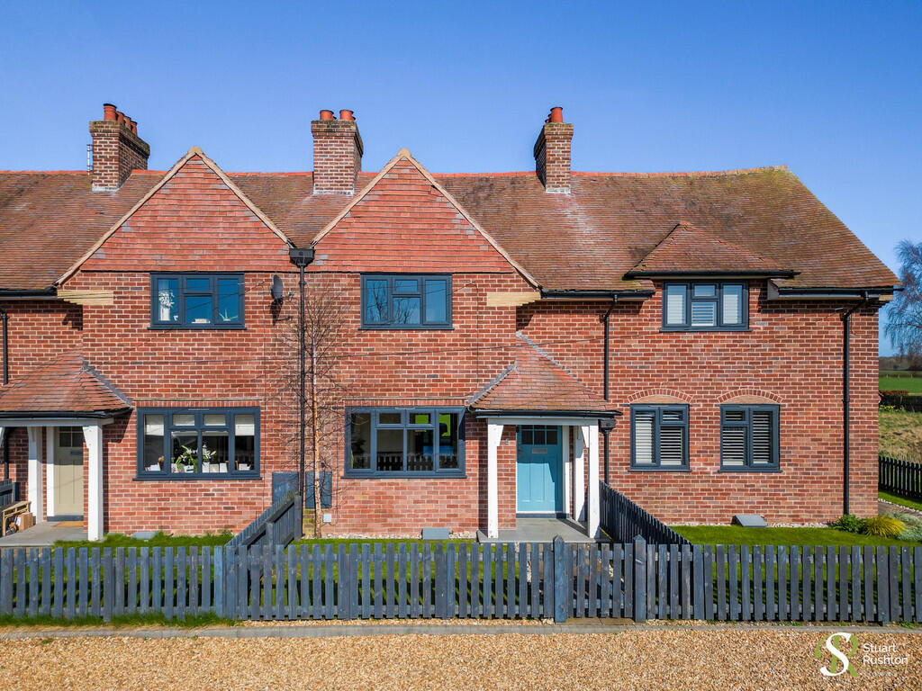 2 bed Mid Terraced House for rent in Over Peover. From Stuart Rushton 2 bed Mid Terraced House for rent in Over Peover. From Stuart Rushton