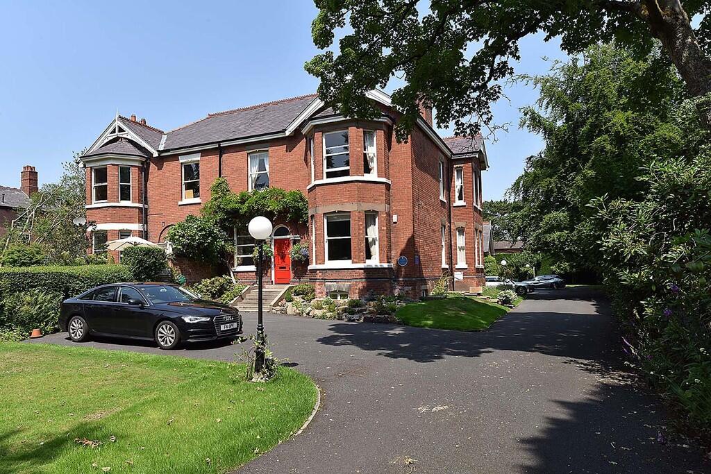 3 bed Apartment for rent in Knutsford. From Stuart Rushton
