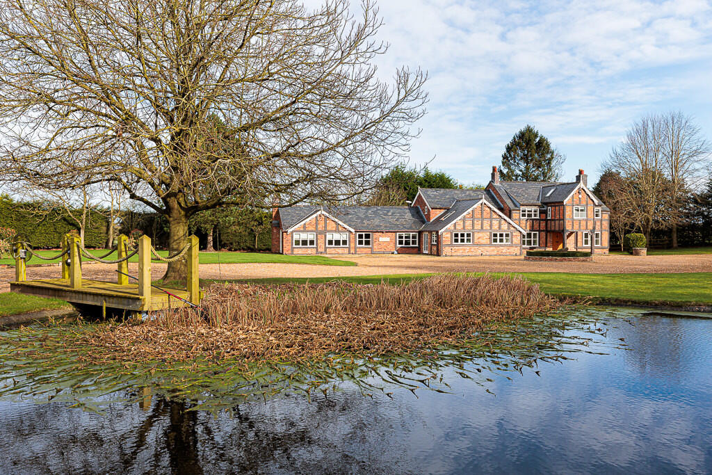 5 bed Detached for rent in Ollerton. From Stuart Rushton 5 bed Detached for rent in Ollerton. From Stuart Rushton