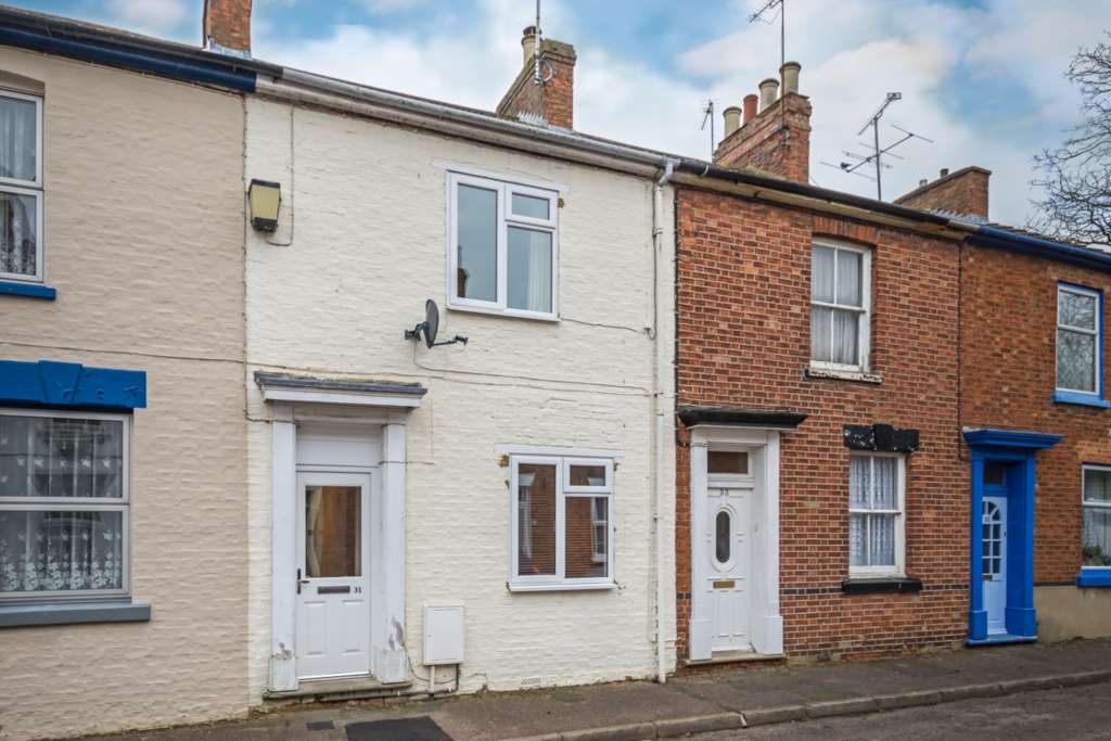 2 bed Mid Terraced House for rent in Milton Keynes. From Knights Lettings & Property Sales - Milton Keynes