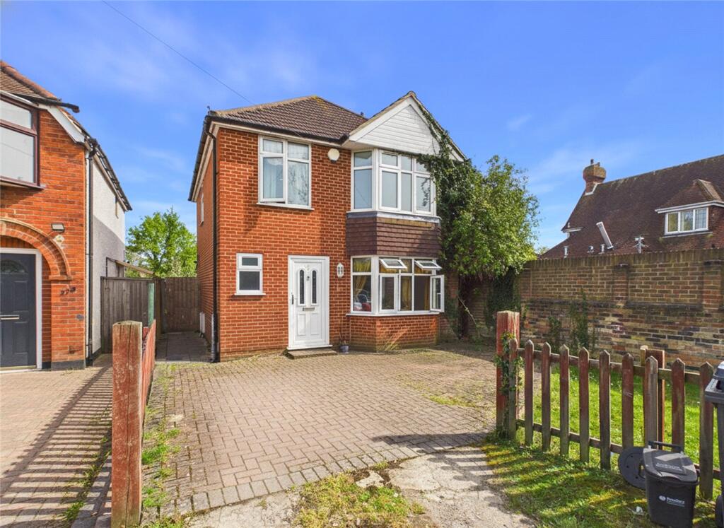 3 bed Detached for rent in Shinfield. From Winkworth - Reading