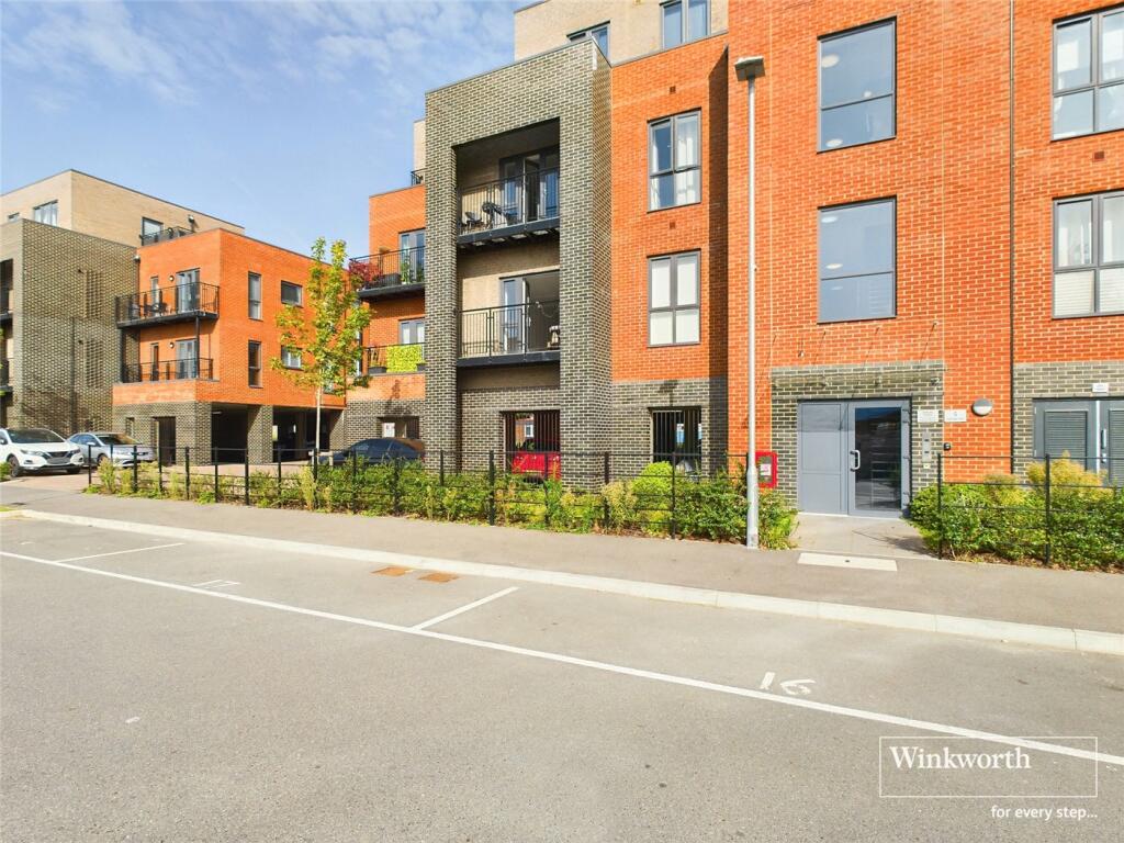 1 bed Apartment for rent in Burghfield. From Winkworth - Reading