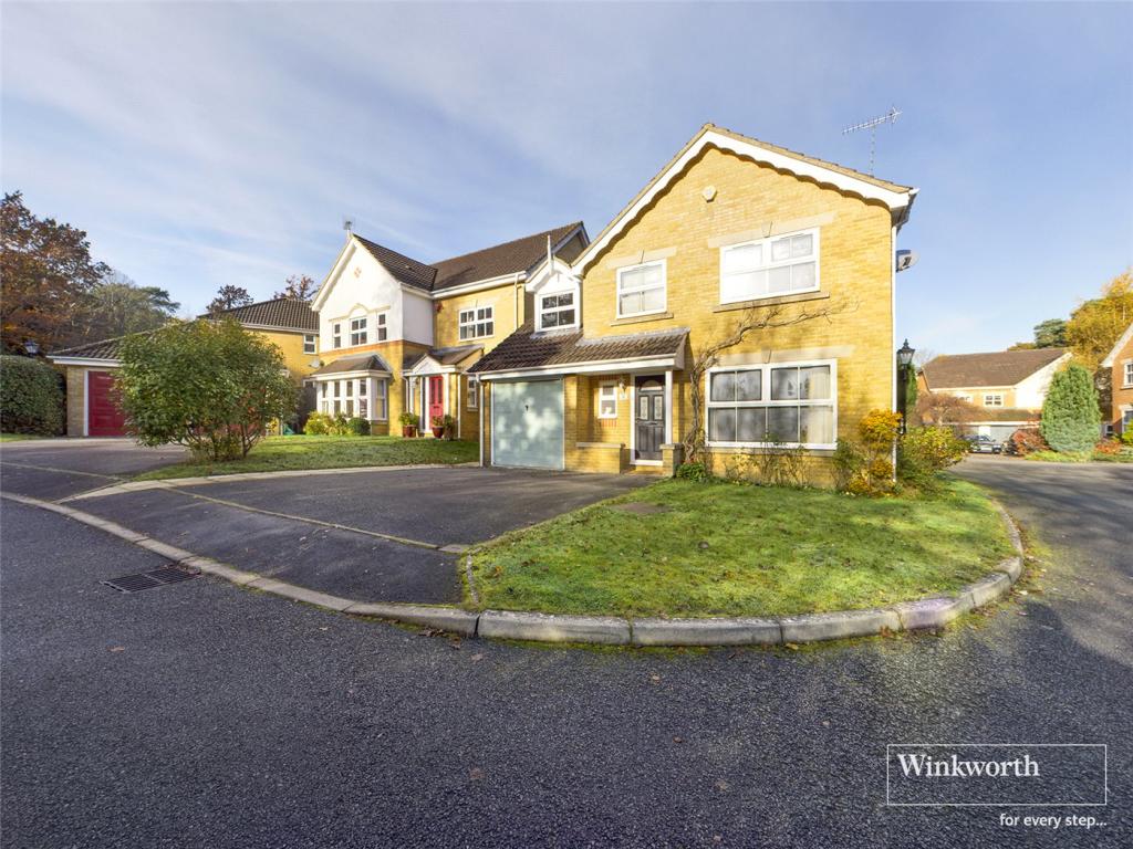 5 bed Detached for rent in Crowthorne. From Winkworth - Reading