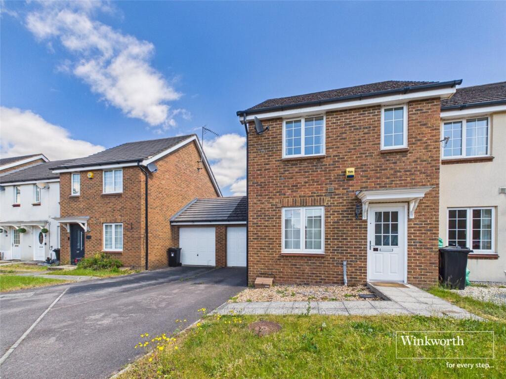 3 bed End of Terrace for rent in Sindlesham. From Winkworth - Reading