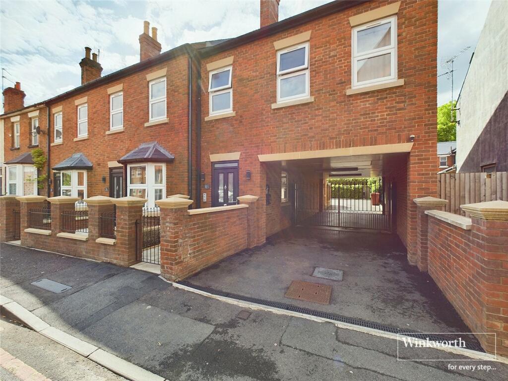 2 bed Apartment for rent in Burghfield. From Winkworth - Reading 2 bed Apartment for rent in Burghfield. From Winkworth - Reading