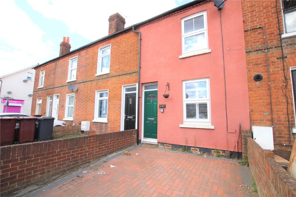 2 bed Mid Terraced House for rent in Burghfield. From Winkworth - Reading