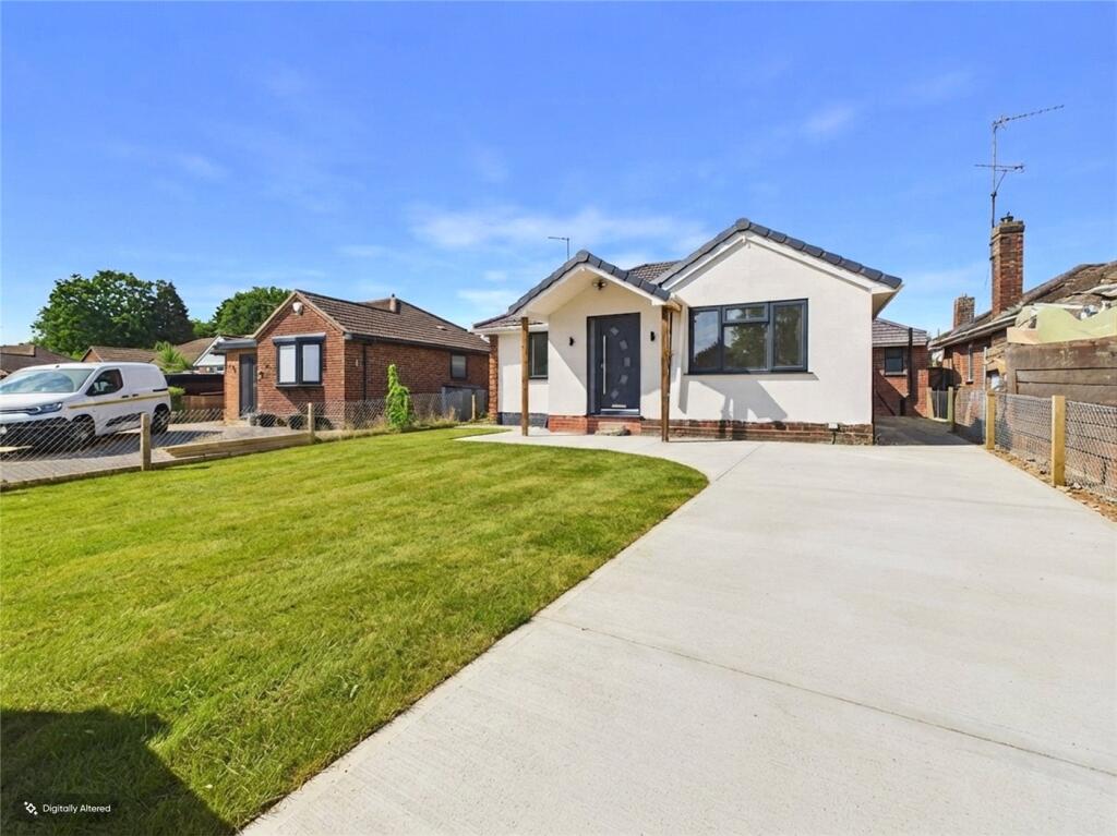 4 bed Bungalow for rent in Burghfield. From Winkworth - Reading 4 bed Bungalow for rent in Burghfield. From Winkworth - Reading