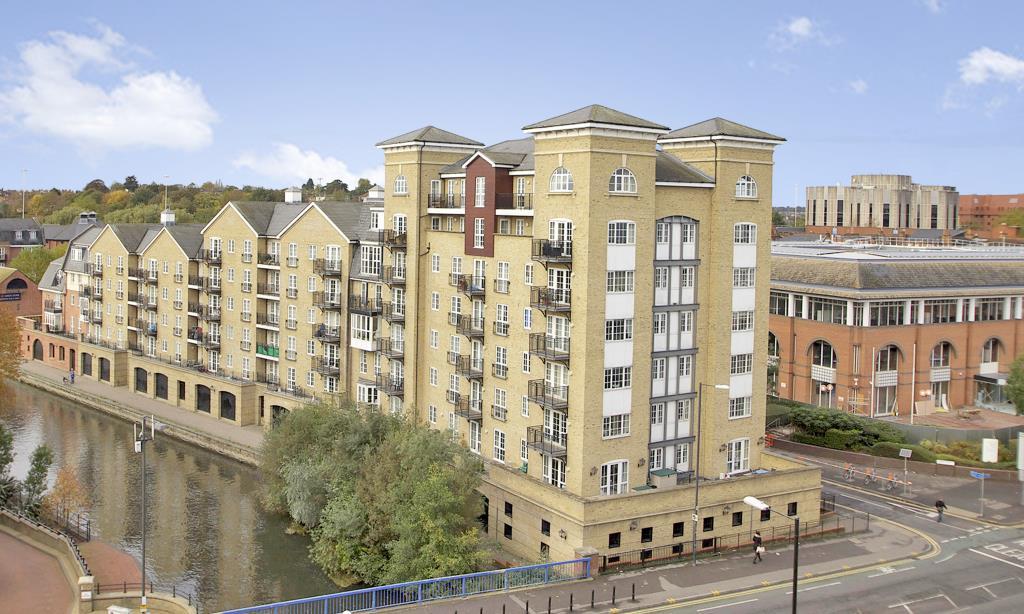 3 bed Apartment for rent in Reading. From Winkworth - Reading