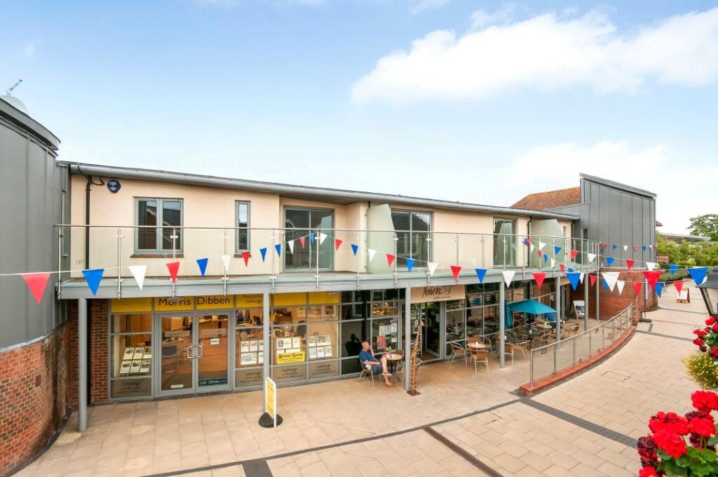 2 bed Apartment for rent in Romsey. From Winkworth - Romsey