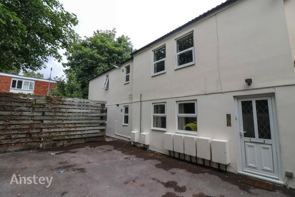 2 bed Apartment for rent in Southampton. From Winkworth - Romsey 2 bed Apartment for rent in Southampton. From Winkworth - Romsey