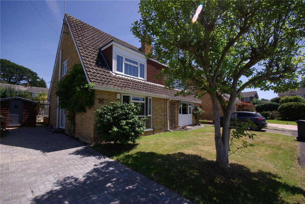 3 bed Semi Detached for rent in North Baddesley. From Winkworth - Romsey