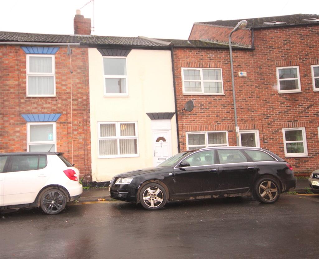 2 bed Mid Terraced House for rent in Grantham. From Winkworth - Sleaford