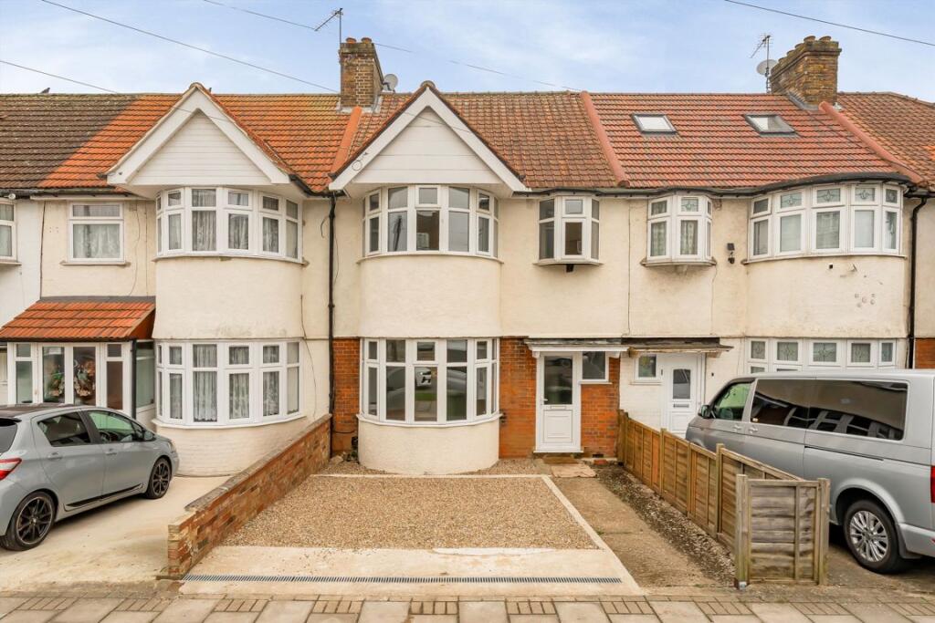3 bed Detached for rent in Harrow. From Colin Dean