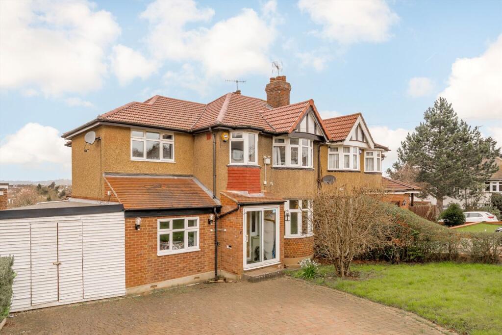 5 bed Semi Detached for rent in Wembley. From Colin Dean