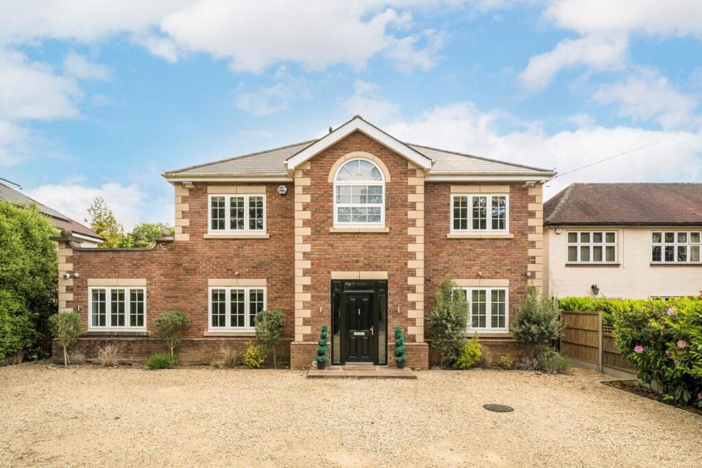 6 bed Detached for rent in New Denham. From Colin Dean