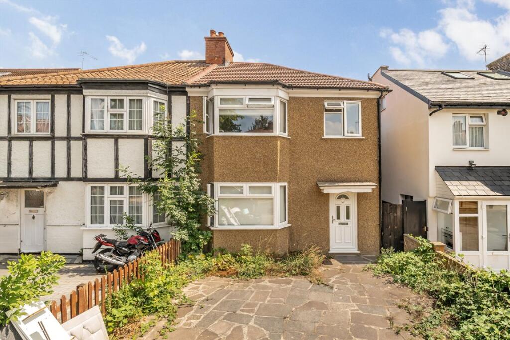 3 bed Detached for rent in Greenford. From Colin Dean