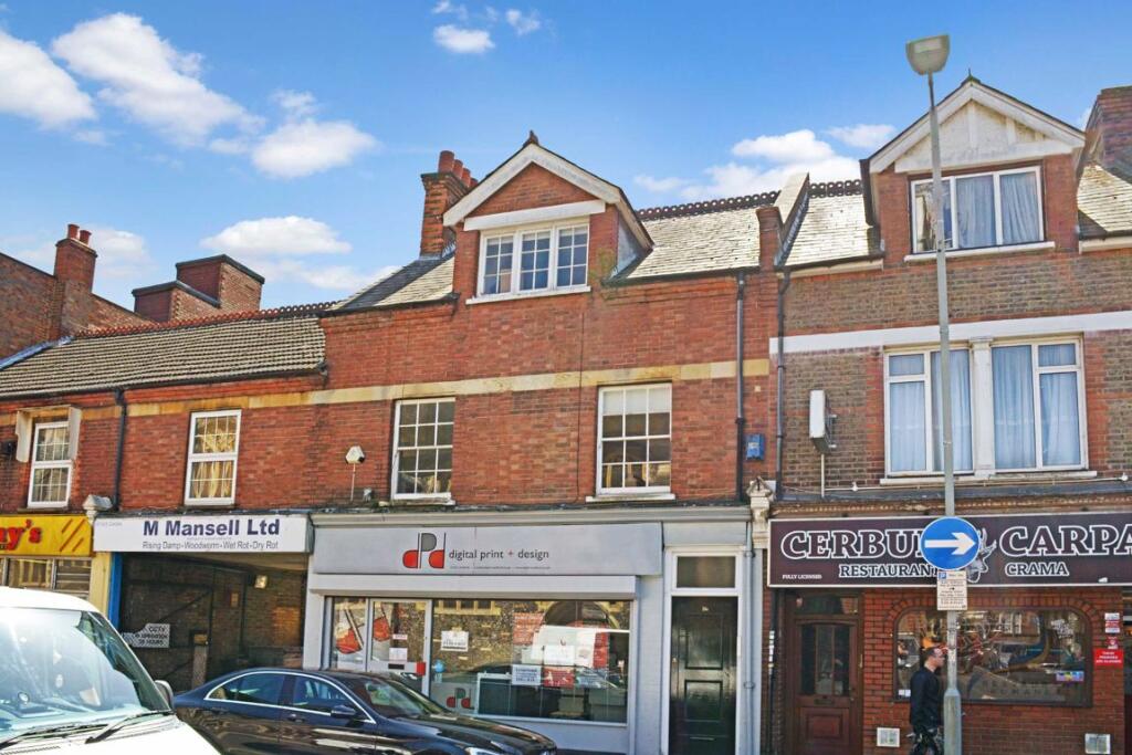 3 bed Annexe for rent in Watford. From Colin Dean