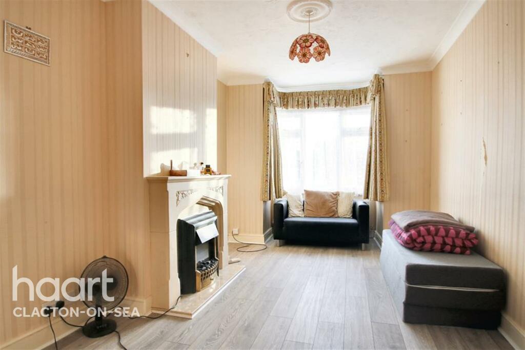 2 bed End of Terrace for rent in Clacton-on-Sea. From haart - Clacton