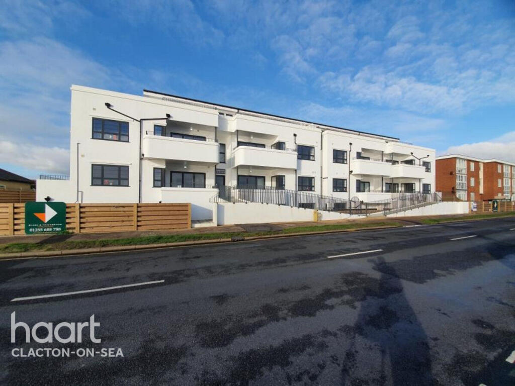 3 bed Apartment for rent in Clacton-on-Sea. From haart - Clacton
