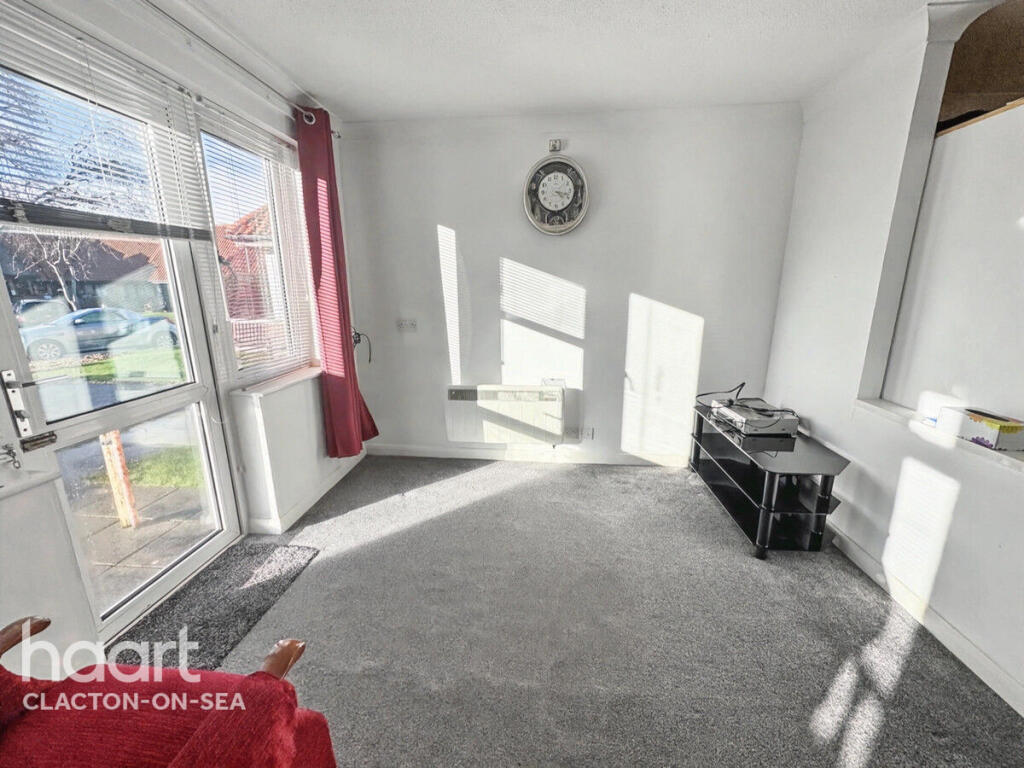 1 bed 1st Floor Flat for rent in Clacton-on-Sea. From haart - Clacton 1 bed 1st Floor Flat for rent in Clacton-on-Sea. From haart - Clacton