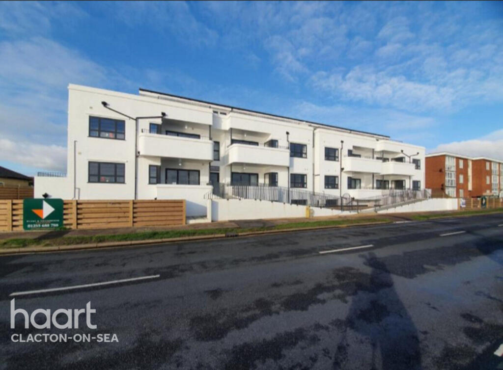 2 bed Apartment for rent in Clacton-on-Sea. From haart - Clacton