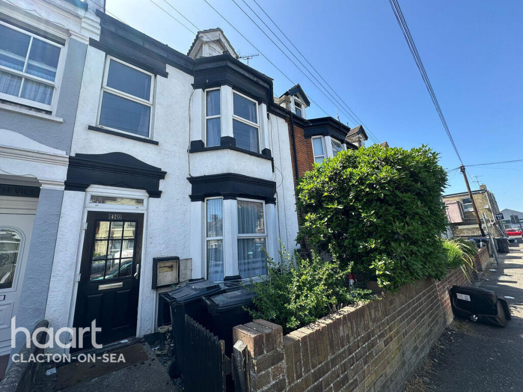 4 bed Mid Terraced House for rent in Clacton-on-Sea. From haart - Clacton