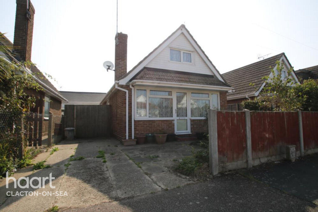 3 bed Chalet for rent in . From haart - Clacton