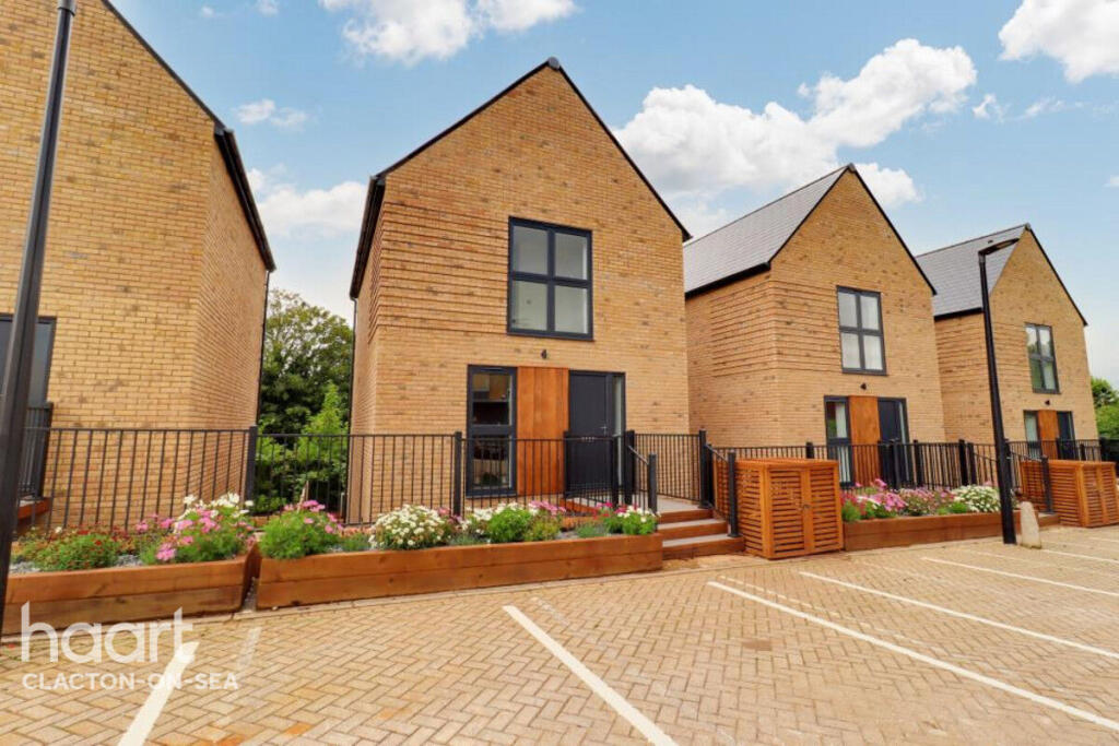 4 bed Detached for rent in Harwich. From haart - Clacton