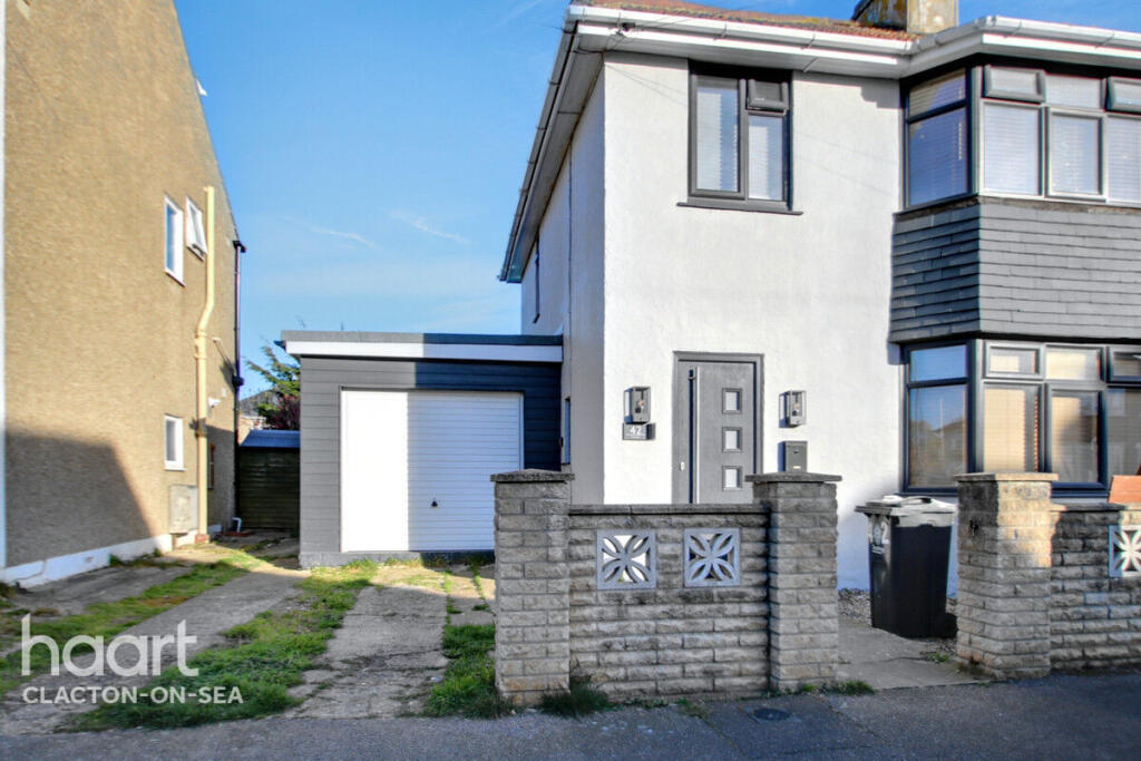4 bed Semi Detached for rent in Clacton-on-Sea. From haart - Clacton