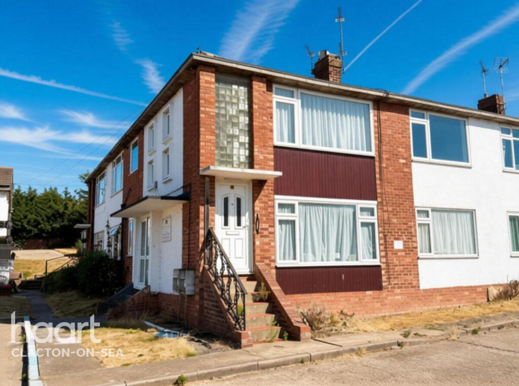 2 bed 1st Floor Flat for rent in Clacton-on-Sea. From haart - Clacton